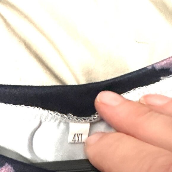 "Man In Black" Graphic Tee 4X Black & Pink Tie-Dye Polyester/Spandex - Picture 4 of 7